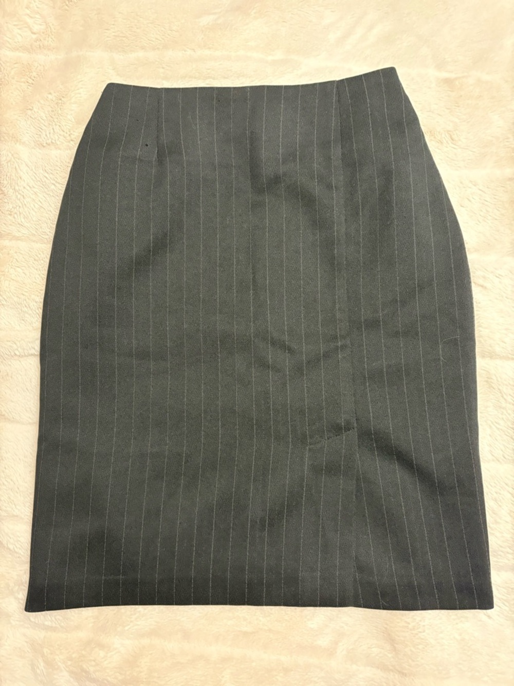 Classic Women's Pinstripe Pencil Skirt - Black